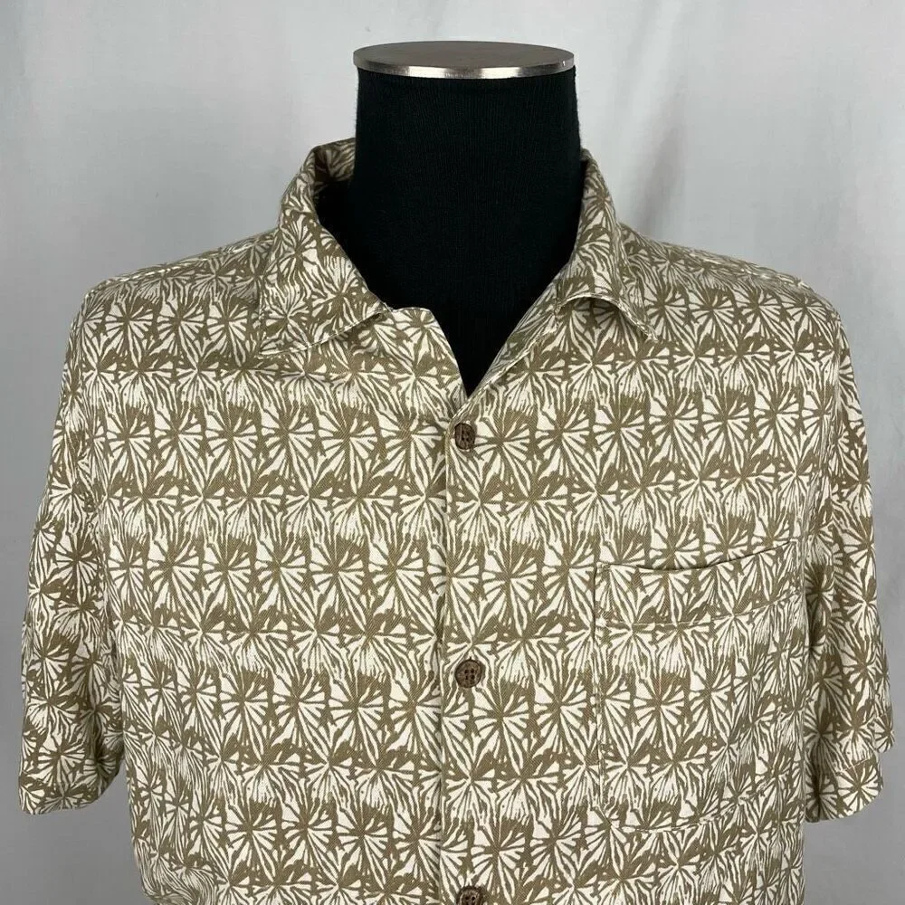 Island Republic 100% Silk Beachy Short Sleeve Button Down Shirt - Men’s XL - Picture 2 of 7